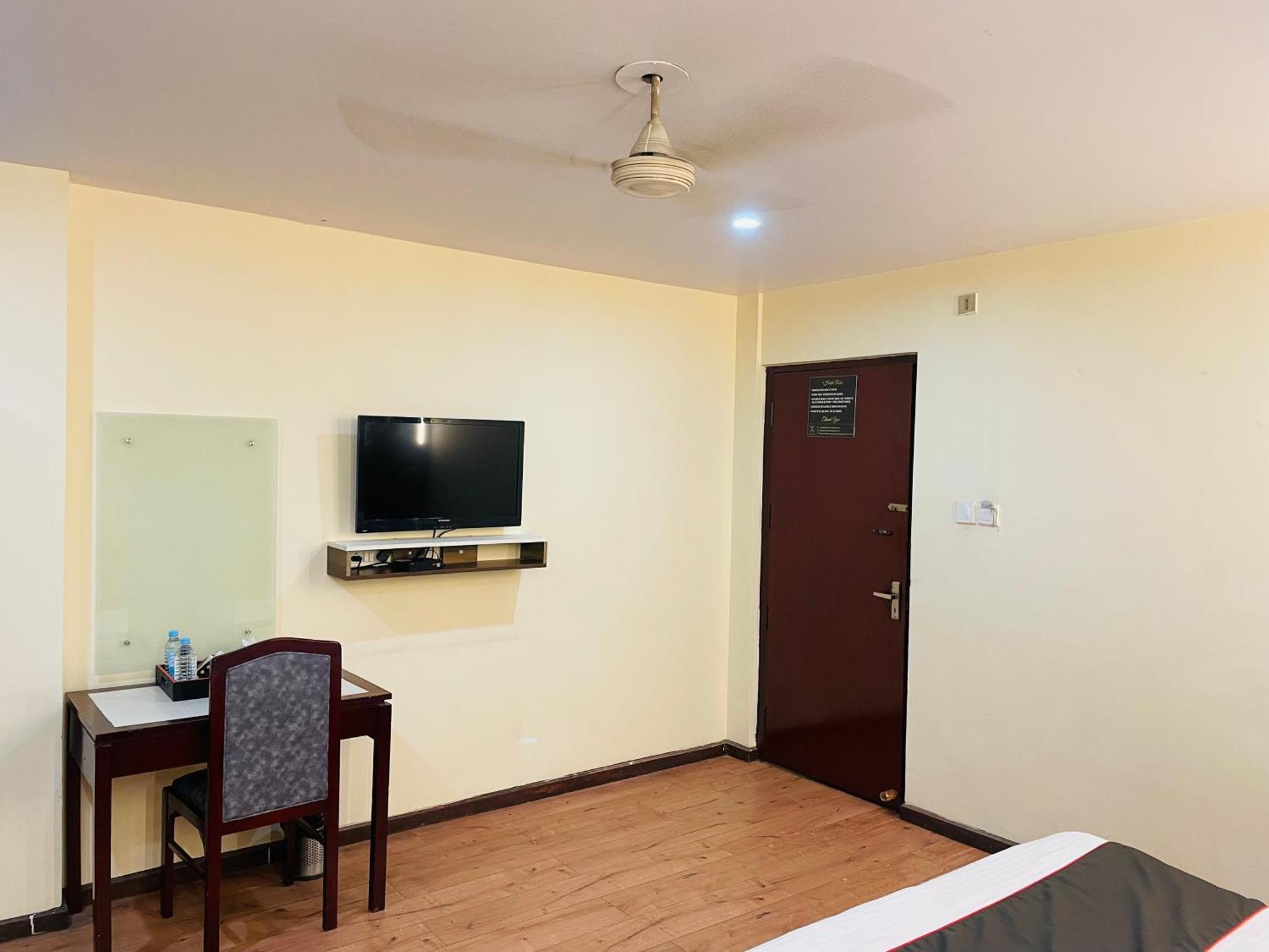 The Royal Presidency Inn Lucknow Exterior foto